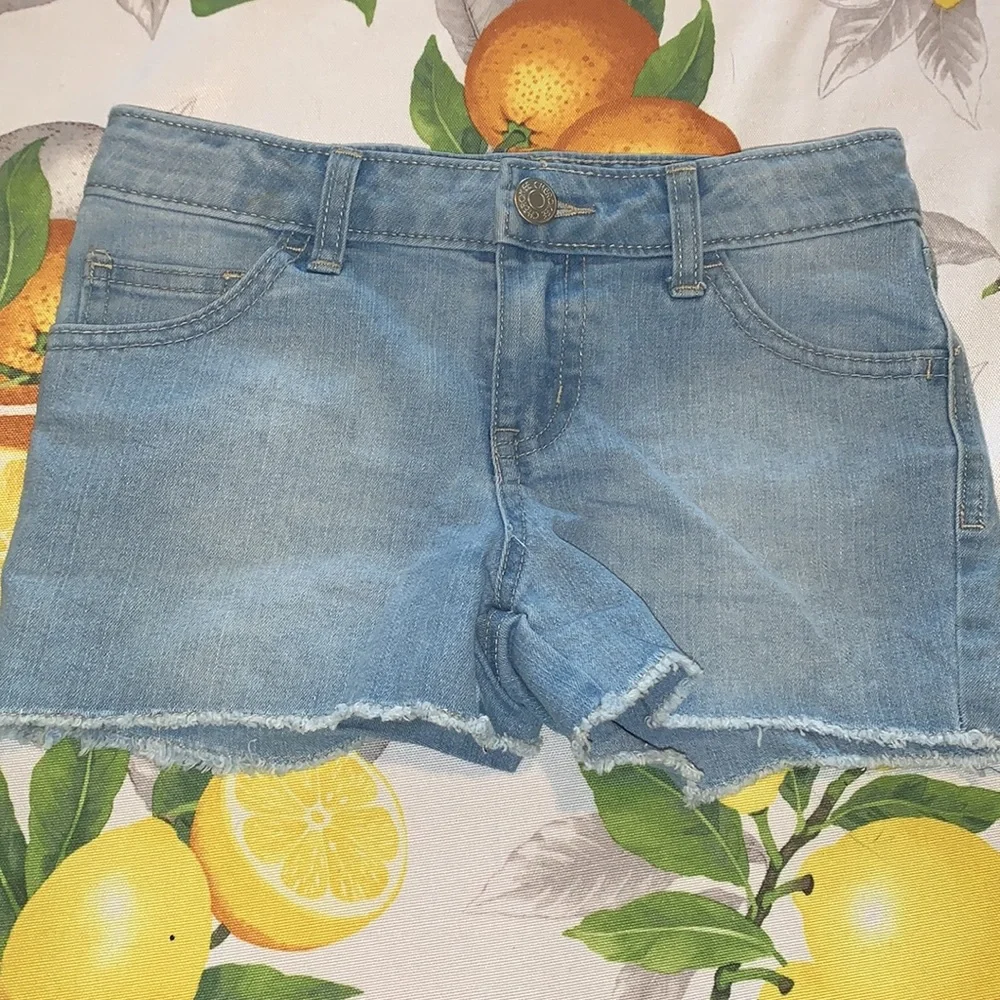 Gap Dark Wash Rolled Bottom & Cherokee Light Wash Cut Off Jean Shorts sz 8